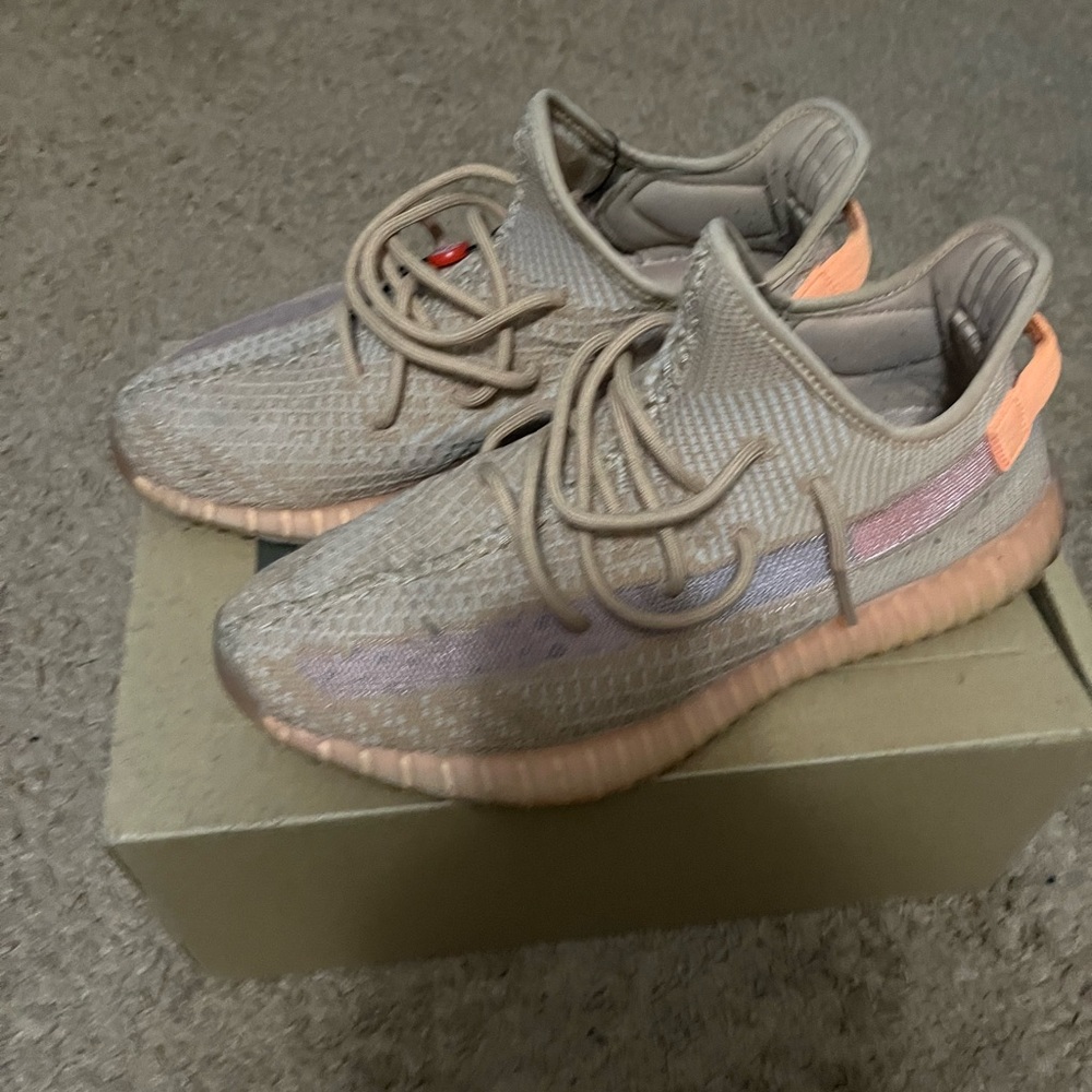 Yeezy size 11